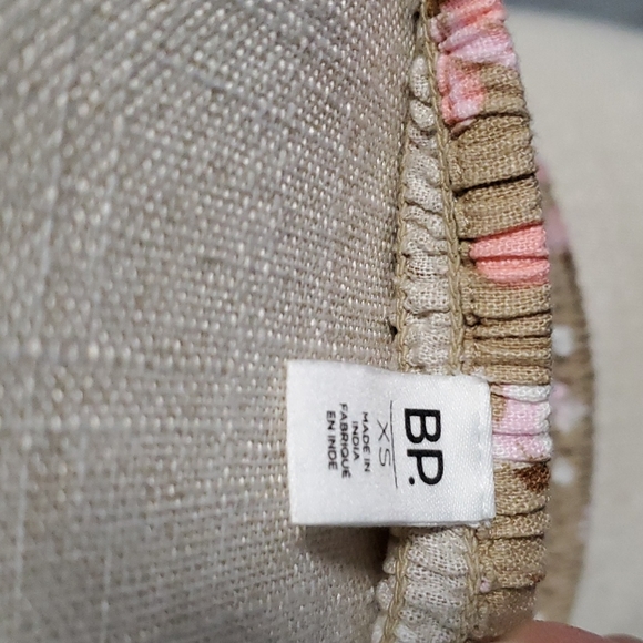 PRETTY BP BLOUSE - Picture 4 of 4